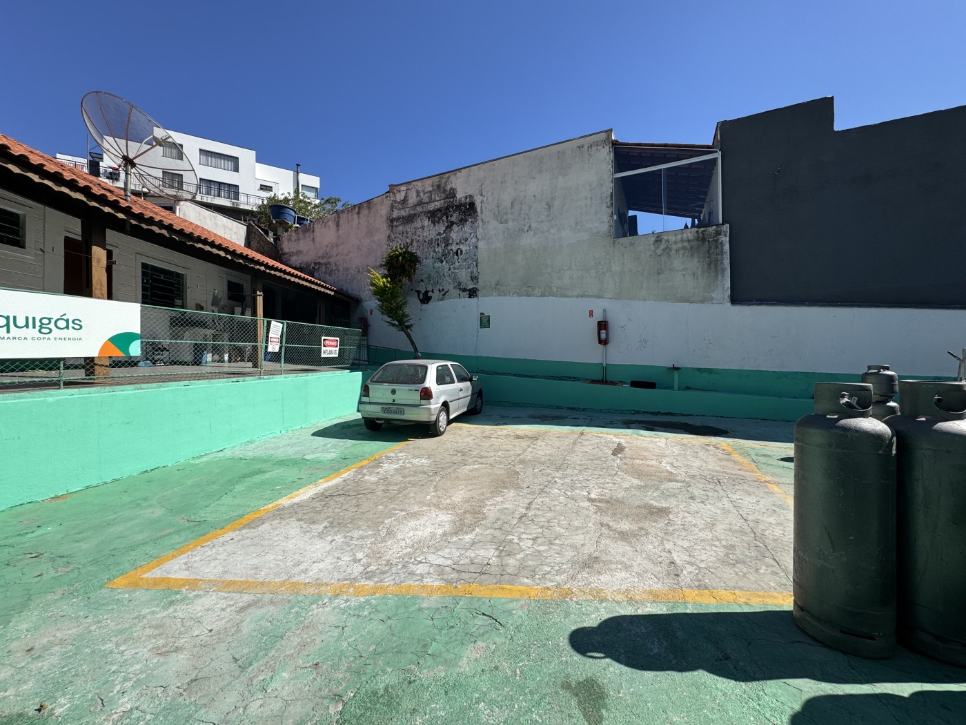 Prédio Inteiro - Foto 17