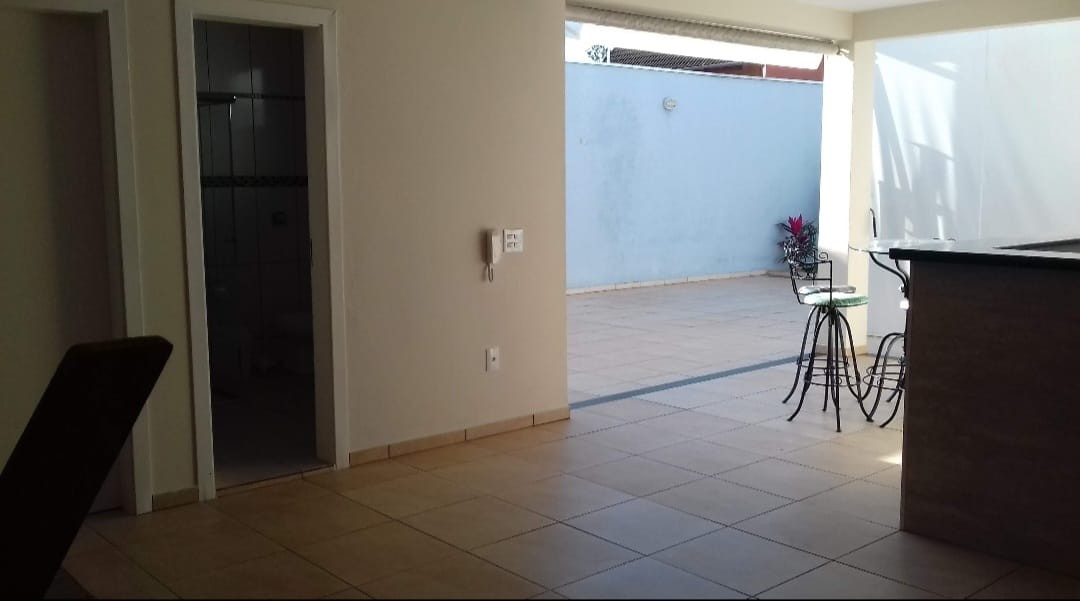 Casa, 3 quartos, 290 m² - Foto 8