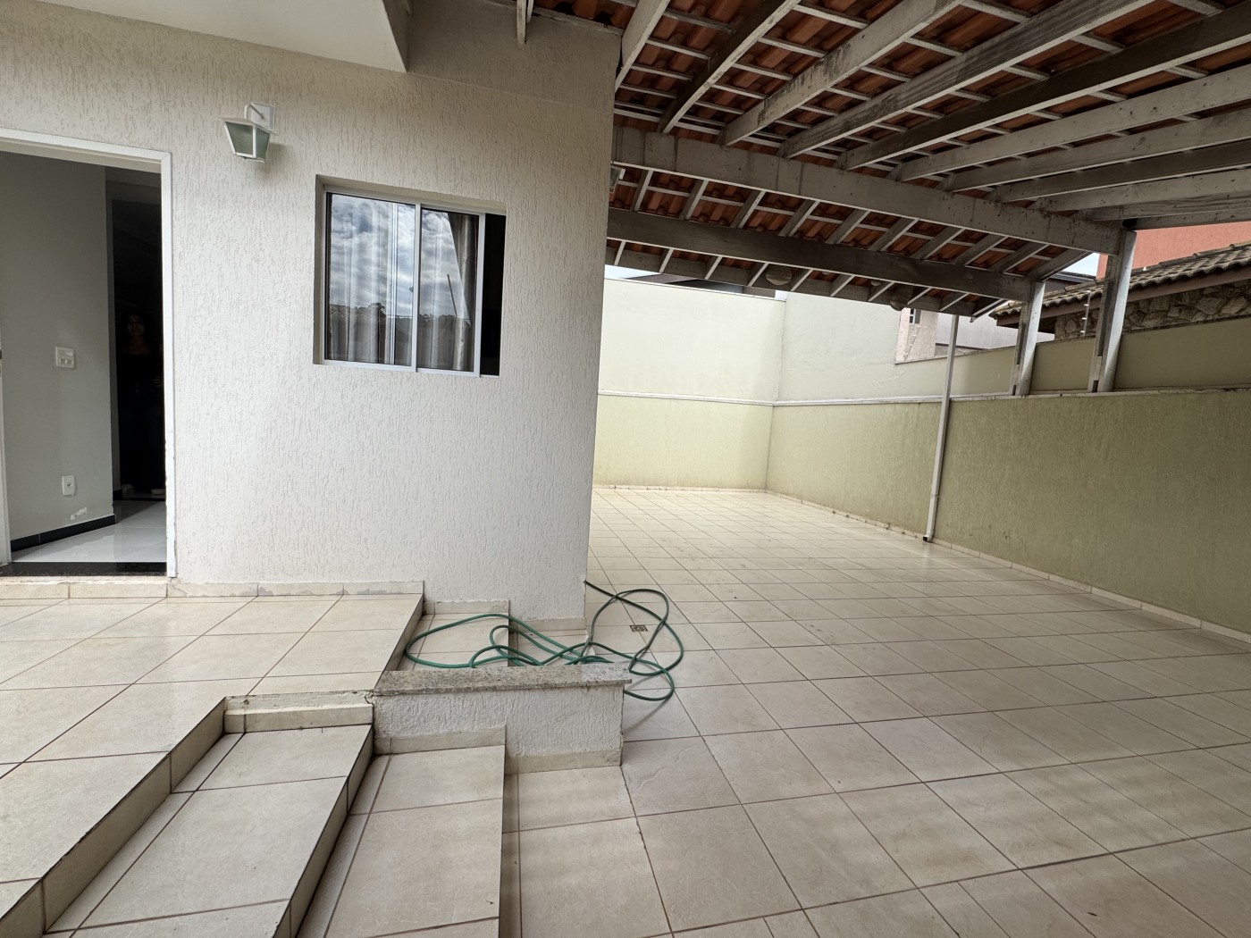 Casa, 3 quartos, 244 m² - Foto 2
