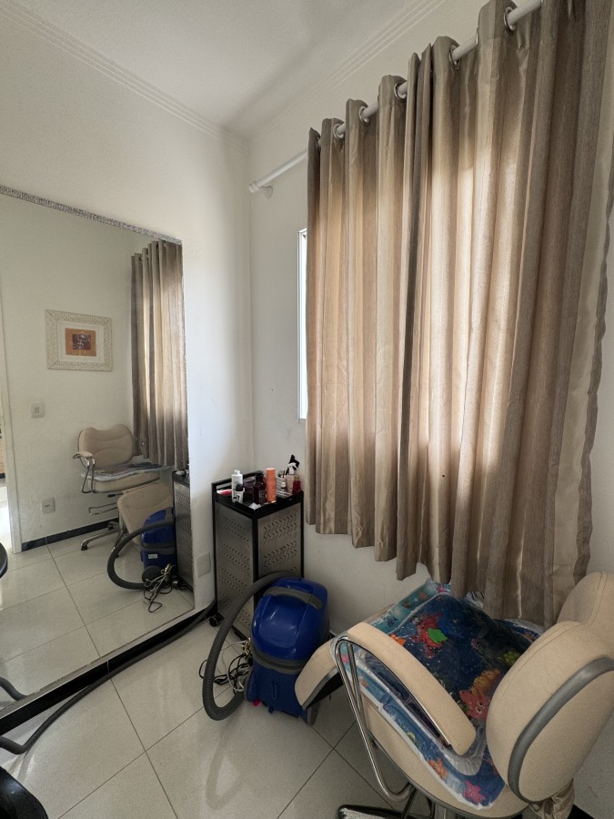 Casa, 3 quartos, 244 m² - Foto 4