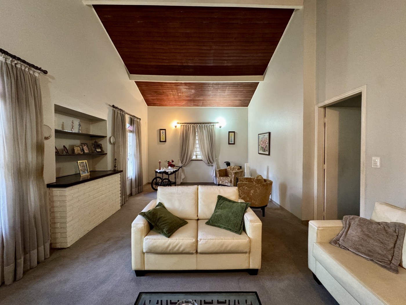 Casa, 3 quartos, 200 m² - Foto 2